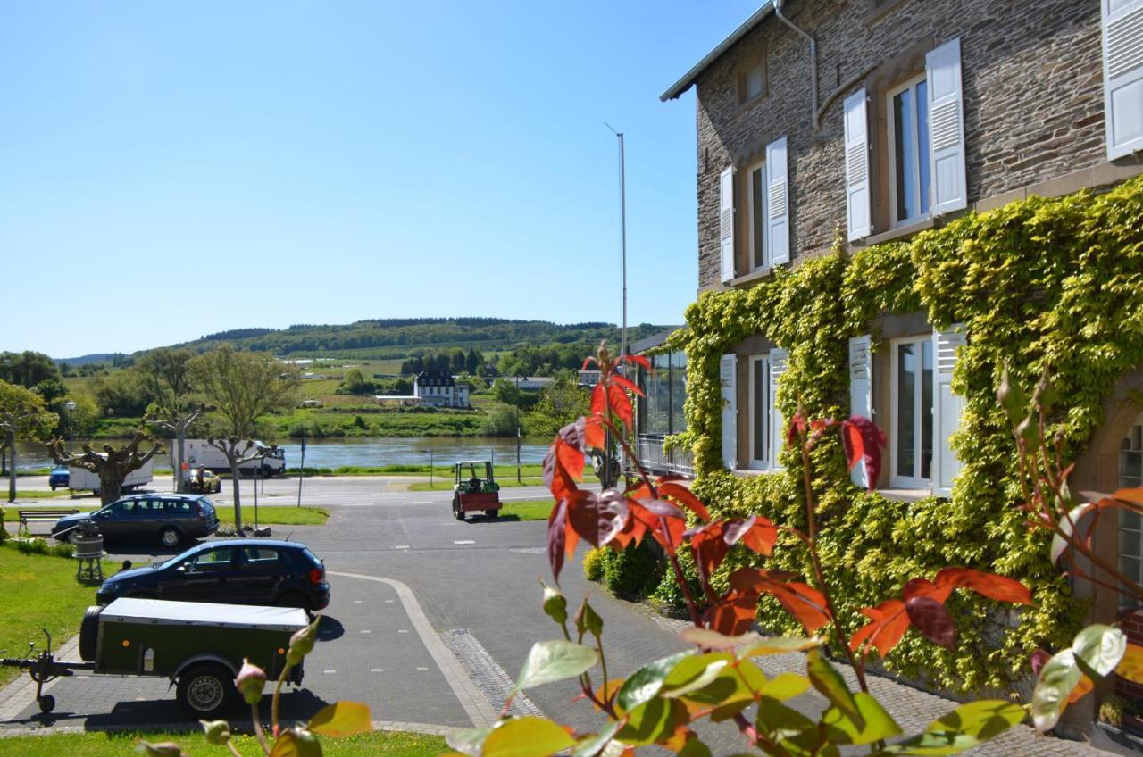 Hotel Weingut Erbes-Henn Ürzig Exteriér fotografie
